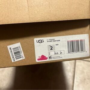 Uggs Slippers